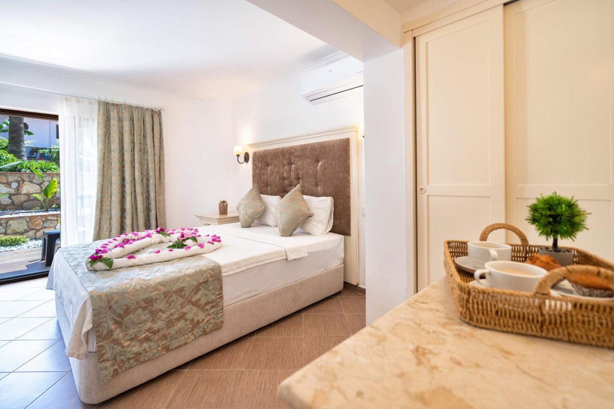 Ata Lagoon Beach Hotel Ölüdeniz Extérieur photo