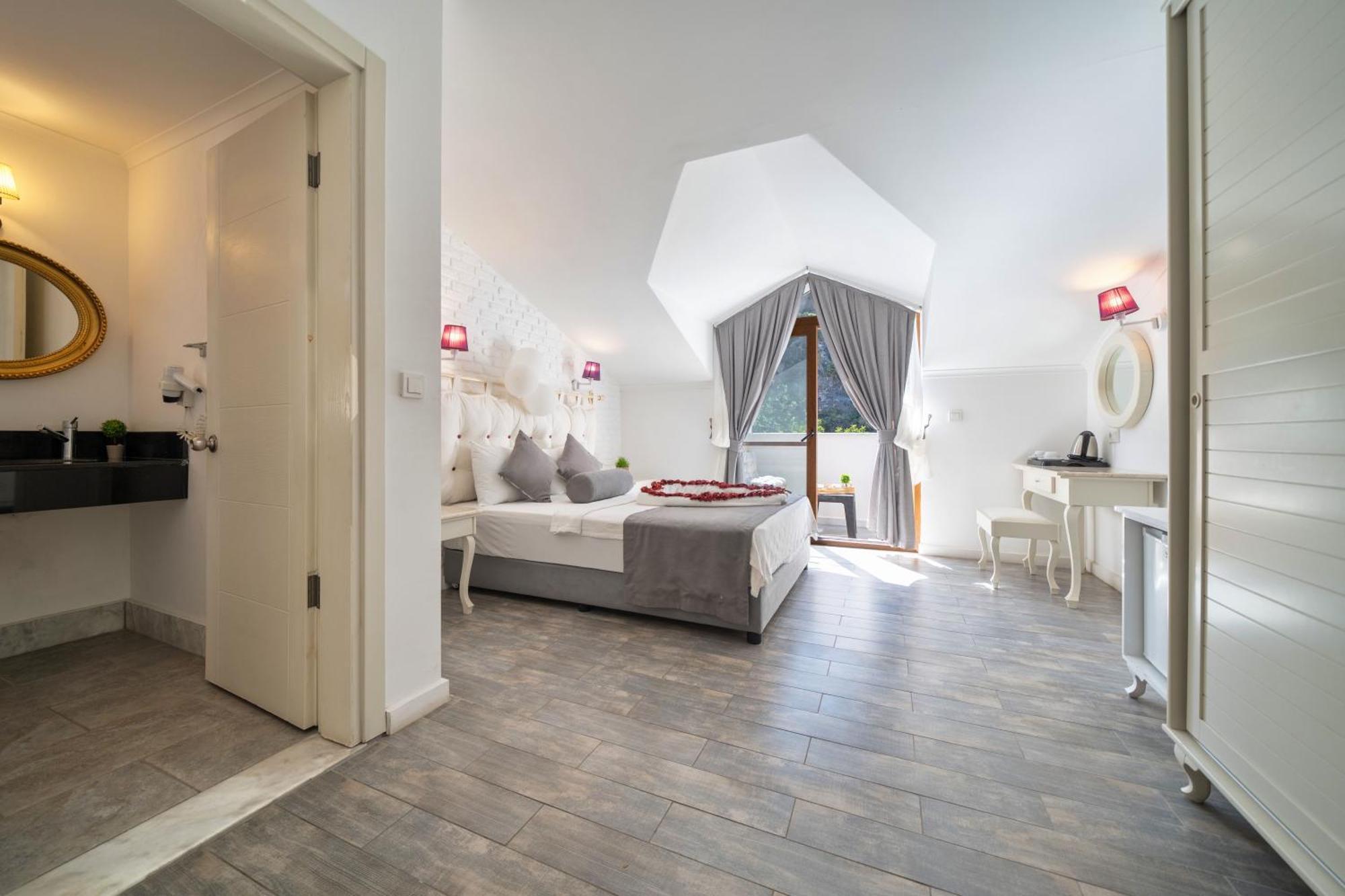 Ata Lagoon Beach Hotel Ölüdeniz Extérieur photo